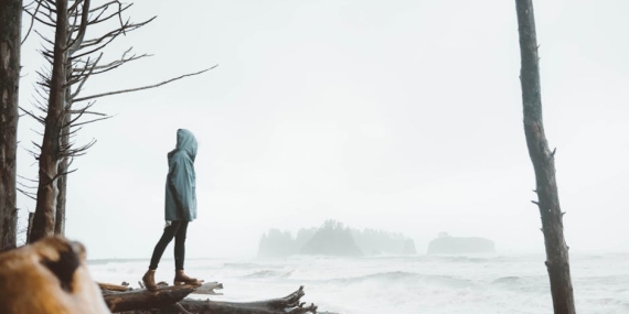 Bozcaada-Aciklarinda-Firtina-Alarmi-KAFKAMETLER-Karaya-Oturdu-featured