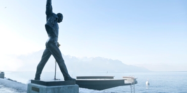 Freddie-Mercury8217nin-Gizli-Kizinin-Olumu-ve-Unlu-Babalarin-Sirlari-featured