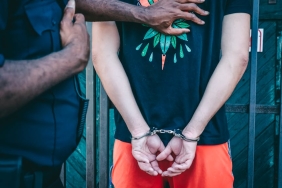 Aydin8217daki-Ucurum-Cinayetinde-Sok-Gelisme-Esi-ve-Bir-Kisi-Tutuklandi-featured