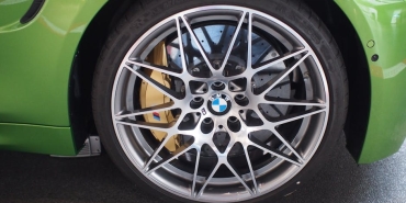 BMW-Yuz-Binlerce-Aracini-Fren-Sistemi-Riski-Nedeniyle-Geri-Cagiriyor-featured